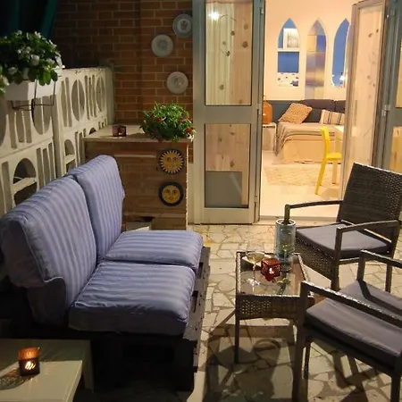 La Casa Sulla Spiaggia Apartment *